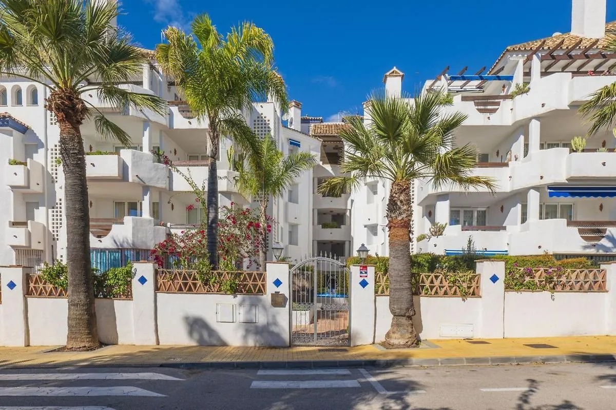 마르베야 Casa Playa Duplex Penthouse 아파트 0*,